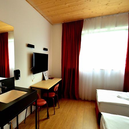 Bed And Breakfast Portal Ljubljana Extérieur photo